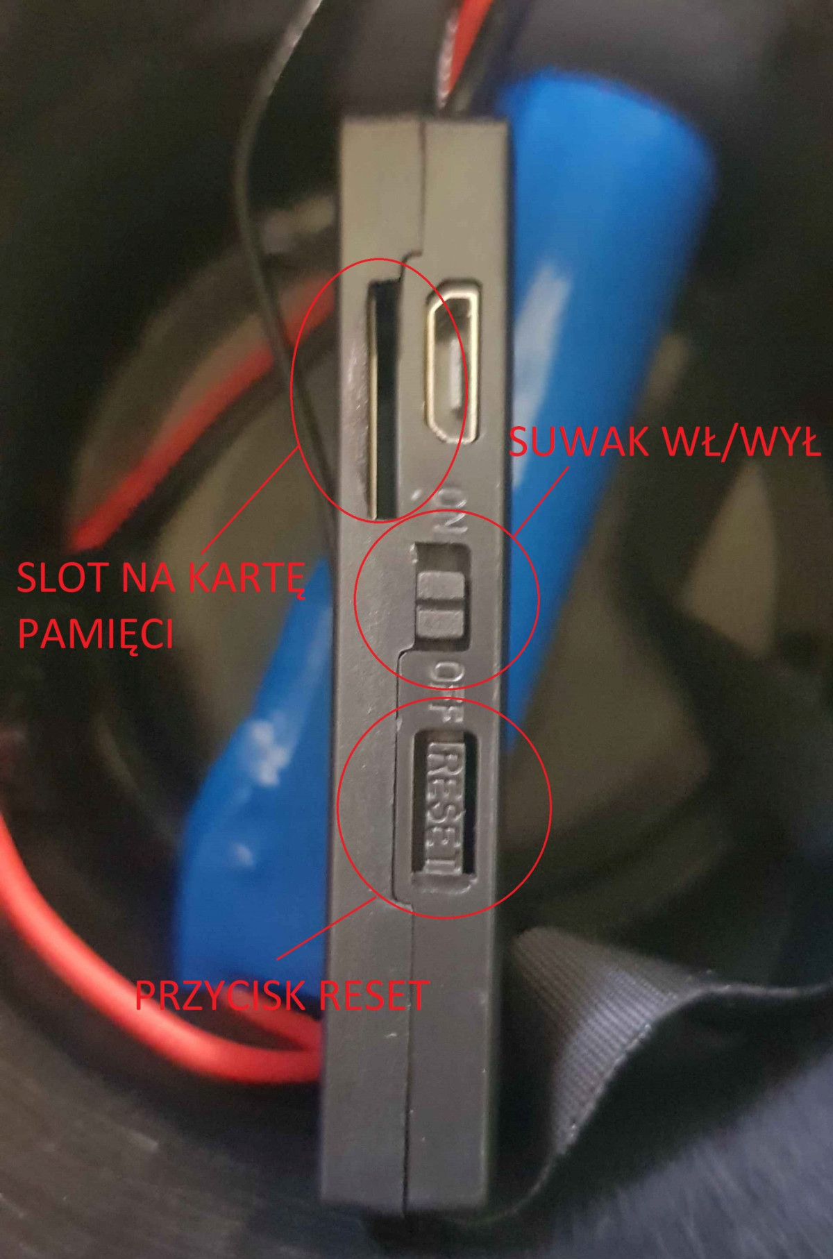 2225056686.thumbnail.jpg